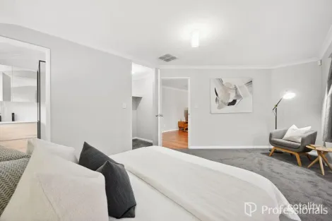 Property photo of 33 Cedar Way Forrestfield WA 6058