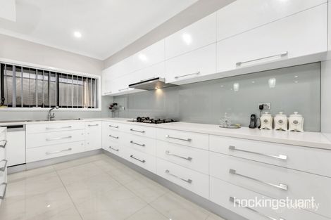 Property photo of 10 Baltic Grove Epping VIC 3076