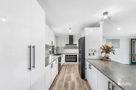 Property photo of 3 Fulmar Court Aroona QLD 4551