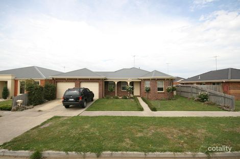 Property photo of 35 Oakwood Crescent Waurn Ponds VIC 3216