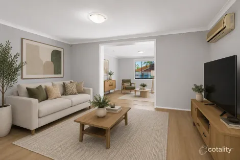 72 Carbasse Cres, St Helens Park, NSW 2560