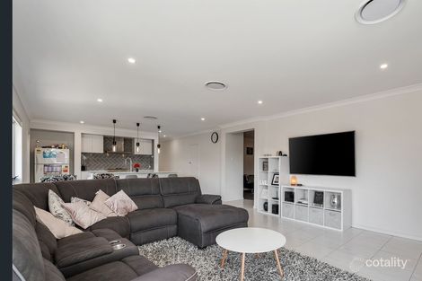 Property photo of 35 Gateway Drive Flagstone QLD 4280