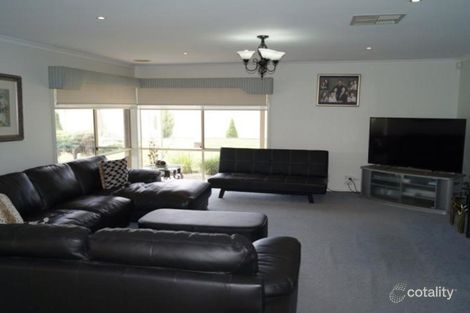 Property photo of 1 Hepburn Place Kialla VIC 3631