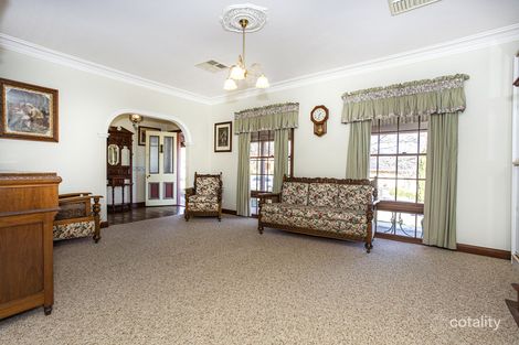 Property photo of 2 Amaroo Avenue Cowra NSW 2794