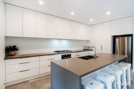 Property photo of 44A Pembroke Drive Somerville VIC 3912