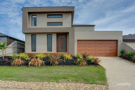 4 Sentosa Pl, Mount Martha, VIC 3934