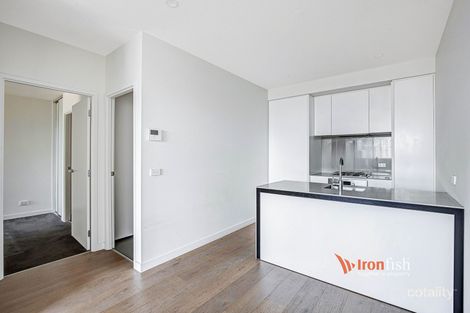 906/89 Gladstone St, South Melbourne, VIC 3205