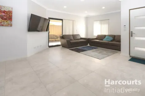 Property photo of 33B Wardlow Way Balga WA 6061