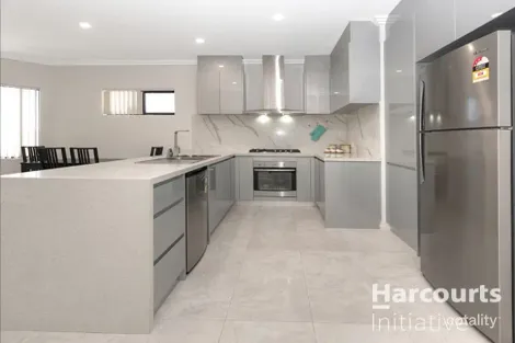 Property photo of 33B Wardlow Way Balga WA 6061