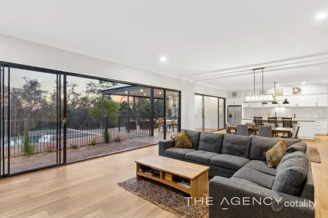Property photo of 3 Hillwood Grove Gidgegannup WA 6083
