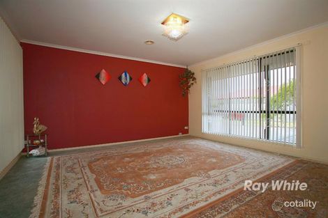 Property photo of 19 Chatham Close Cranbourne East VIC 3977
