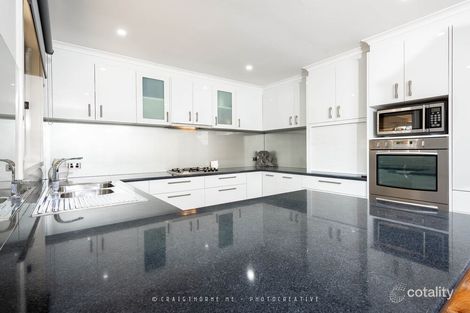 Property photo of 18 Hampshire Crescent Shepparton VIC 3630