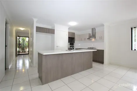 Property photo of 73 Fred Pham Crescent Doolandella QLD 4077