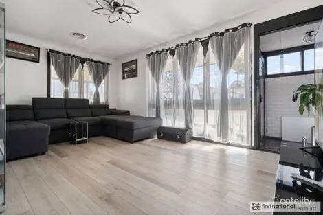 Property photo of 6 McGrath Street West Bathurst NSW 2795