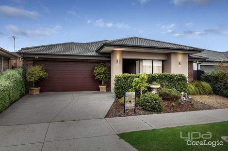 Property photo of 28 Emblem Way Craigieburn VIC 3064