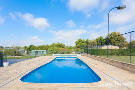 Property photo of 1 Welburn Place Greenvale VIC 3059