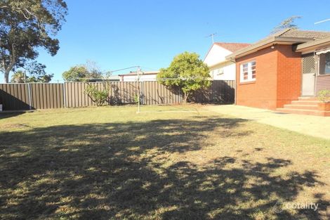 899 The Horsley Dr, Smithfield, NSW 2164