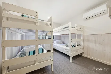 Property photo of 3 Blue Wren Close Bright VIC 3741