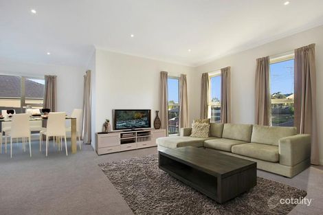 Property photo of 18 Kingfisher Drive Diamond Creek VIC 3089
