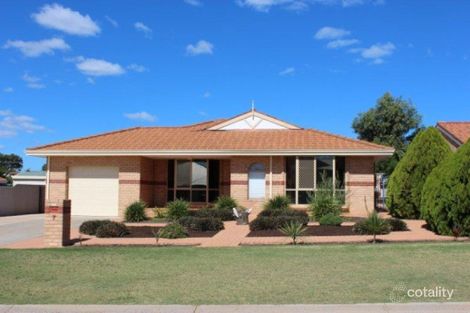 7 Mallee Ct, Mount Tarcoola, WA 6530