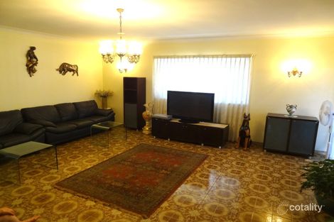 Property photo of 5 Kalora Avenue Fairfield West NSW 2165