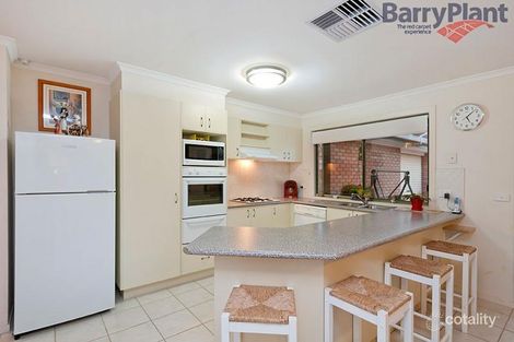 Property photo of 4 Seaeagle Avenue Point Cook VIC 3030