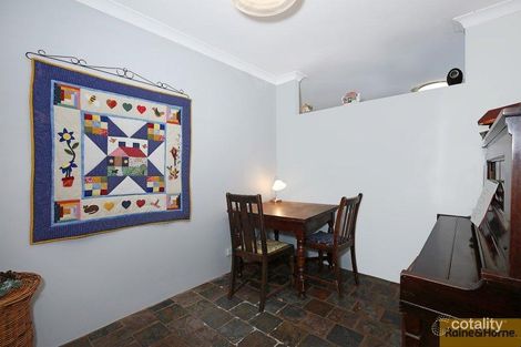 Property photo of 8 Maroona Place Greenfields WA 6210