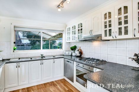 Property photo of 2 Kiewa Crescent Keilor VIC 3036
