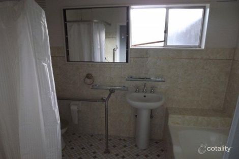Property photo of 54 White Avenue Kooringal NSW 2650