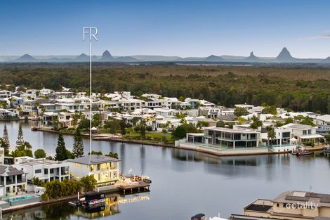 32 THE PASSAGE, PELICAN WATERS, QLD 4551