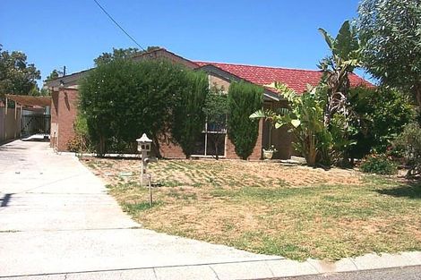 2 Crucis Cl, Mirrabooka, WA 6061