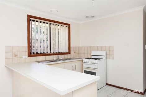 Property photo of 2/42 Rosella Avenue Werribee VIC 3030