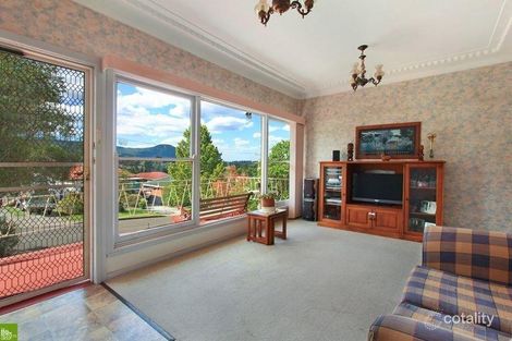 Property photo of 53 Beatus Street Unanderra NSW 2526