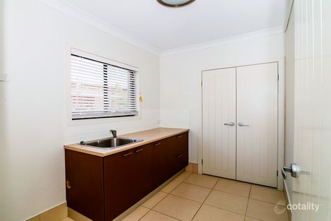 Property photo of 5 Lakeside Court Windaroo QLD 4207