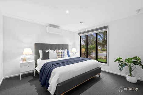 Property photo of 12 McKinley Avenue Armstrong Creek VIC 3217