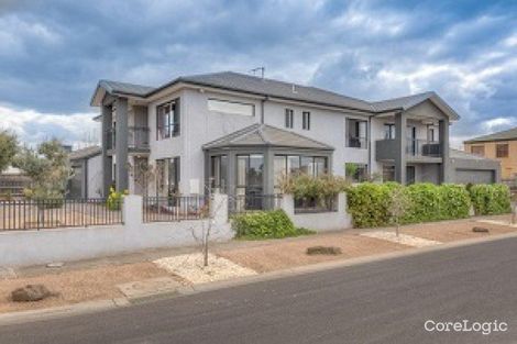 Property photo of 3 Lavinia Drive Tarneit VIC 3029