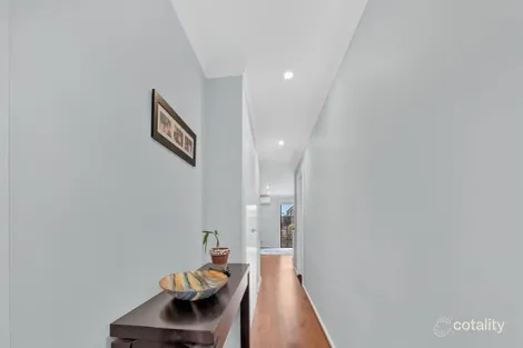 Property photo of 102 Athletic Circuit Clyde VIC 3978