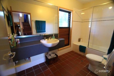 Property photo of 2/13 Bigoon Road Point Lookout QLD 4183