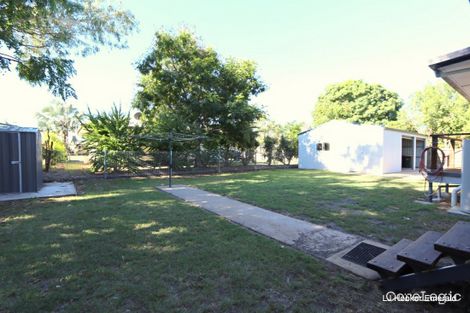 Property photo of 3 Edwards Place Emerald QLD 4720