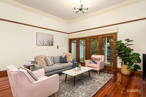 Property photo of 30 Denman Avenue Glen Iris VIC 3146