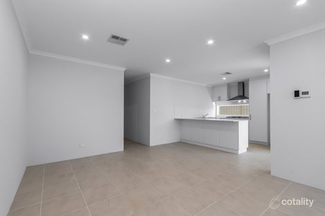 Property photo of 25 Coopworth Entrance Haynes WA 6112