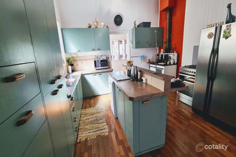 Property photo of 18 Esk Street Crows Nest QLD 4355