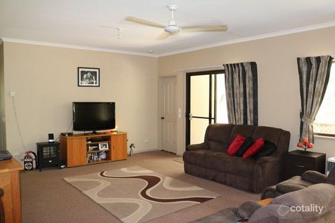 Property photo of 18 The Broadway Avoca QLD 4670