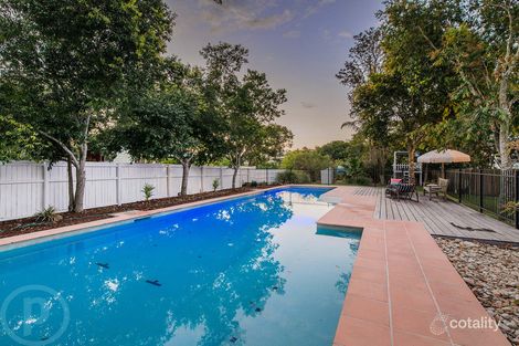 23 Trundle St, Coorparoo, QLD 4151