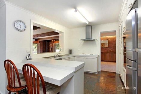 Property photo of 15 Gum Tree Close Croydon VIC 3136