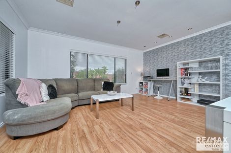 Property photo of 33 Collanda Circuit Carramar WA 6031