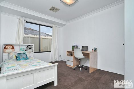 Property photo of 33 Collanda Circuit Carramar WA 6031