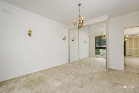 Property photo of 22 Douglas Avenue St Albans VIC 3021