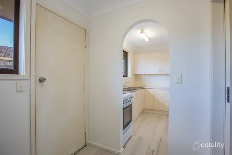 Property photo of 2/9 Macaw Avenue Miami QLD 4220