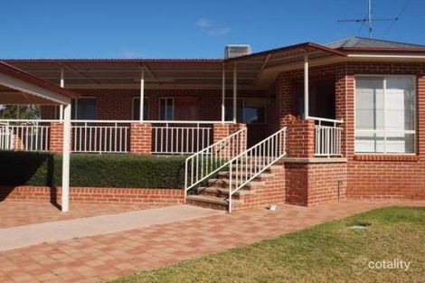 Property photo of 11 Williams Street Temora NSW 2666